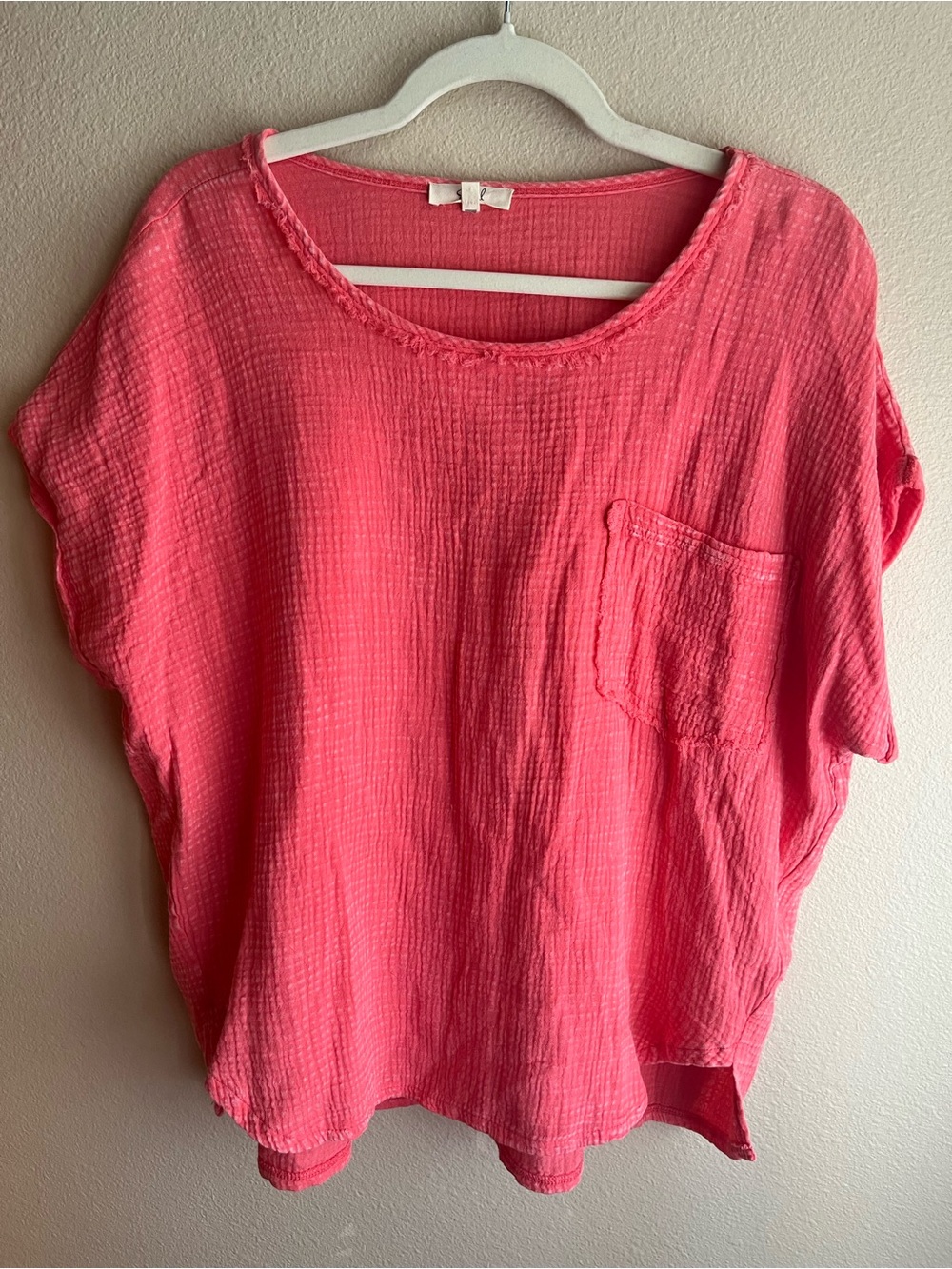Women's Pink Gauze Pocket Top